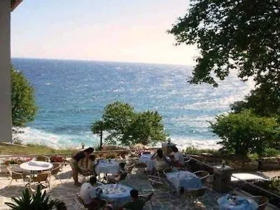 Ξενοδοχείο Eden 2*